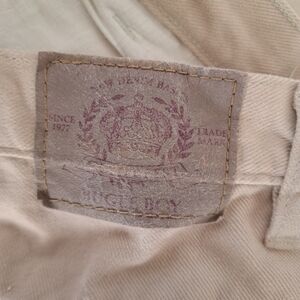 Bugle Boy gold crest mens pant.  Size w36  L32  kaki color.  Vintage